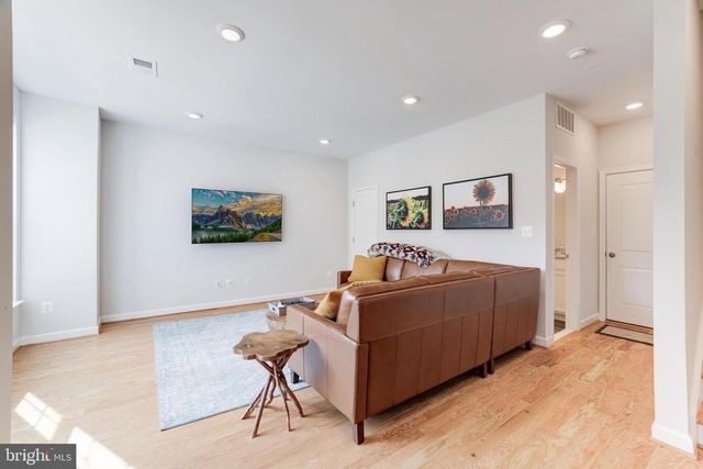 4418 FAIR LAKES CT, Fairfax, VA 22033