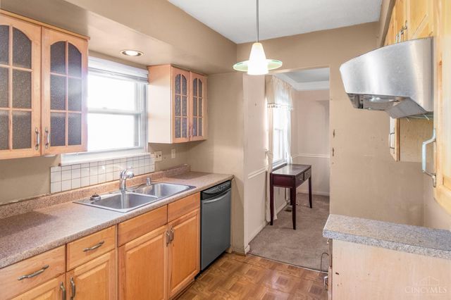 624 Brunner Drive, Forest Park, OH 45240