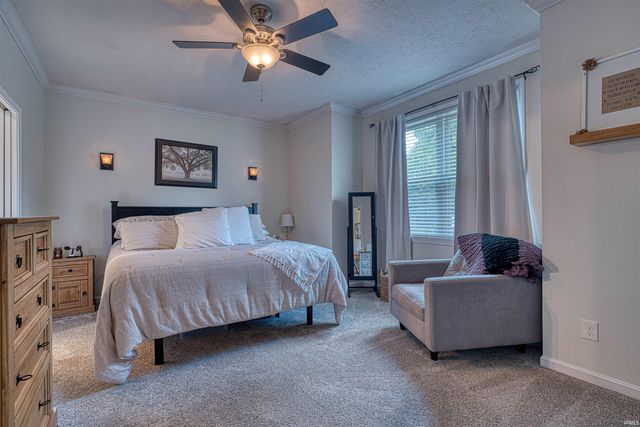 3213 Roselawn Drive, Evansville, IN 47711