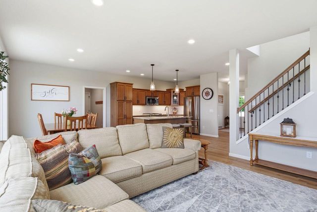 809 S Musket Ridge DRIVE, Sun Prairie, WI 53590
