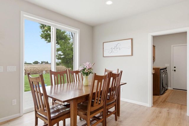 809 S Musket Ridge DRIVE, Sun Prairie, WI 53590