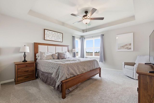 809 S Musket Ridge DRIVE, Sun Prairie, WI 53590