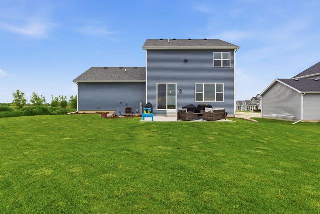 809 S Musket Ridge DRIVE, Sun Prairie, WI 53590
