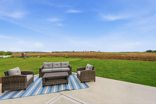 809 S Musket Ridge DRIVE, Sun Prairie, WI 53590