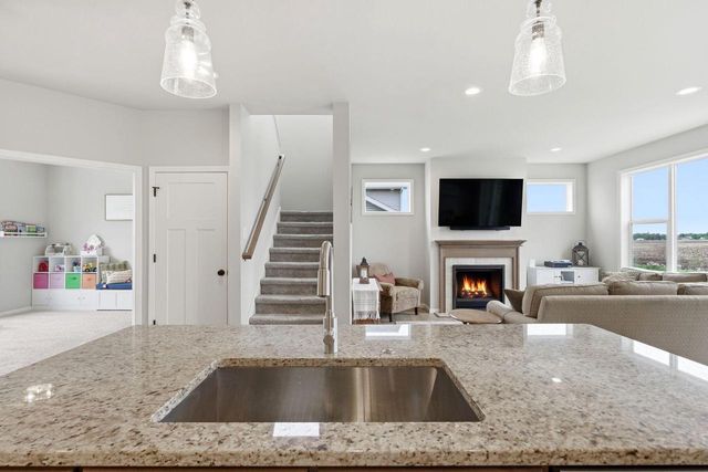 809 S Musket Ridge DRIVE, Sun Prairie, WI 53590