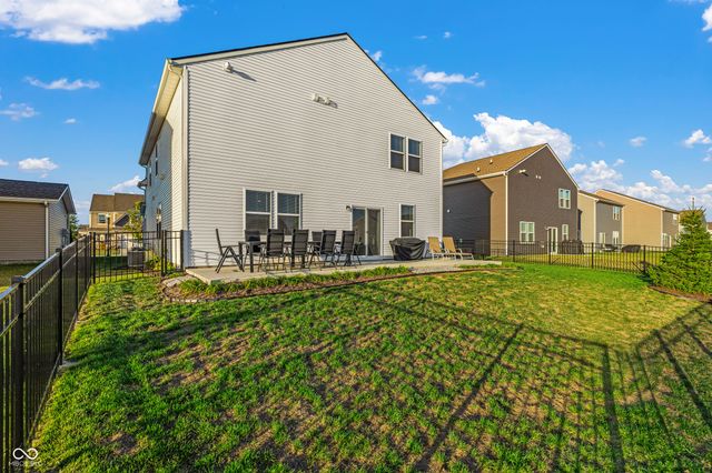 9203 Larson Drive, Pendleton, IN 46064