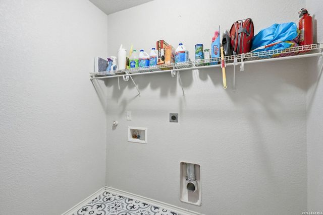 10618 CLOVER CYN, Helotes, TX 78023