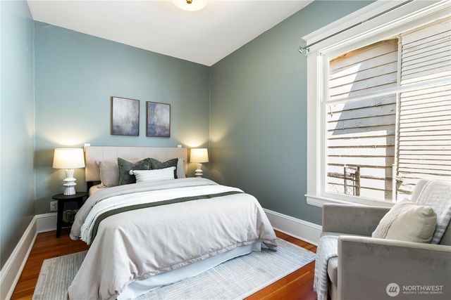 807 27th Avenue, Seattle, WA 98122