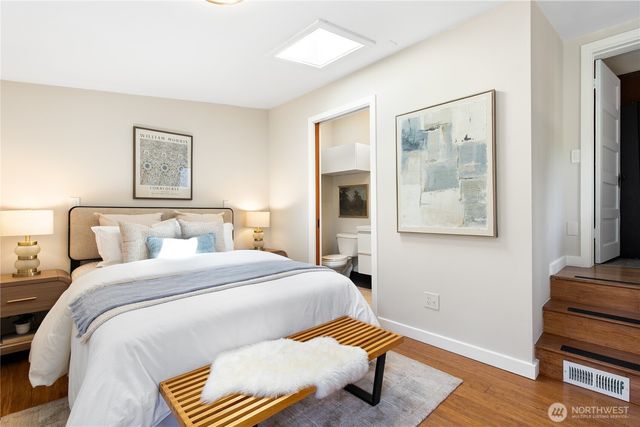 807 27th Avenue, Seattle, WA 98122