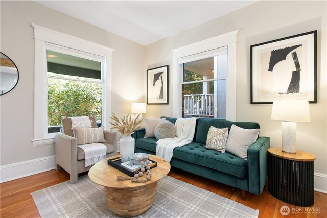 807 27th Avenue, Seattle, WA 98122