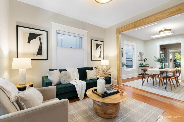 807 27th Avenue, Seattle, WA 98122