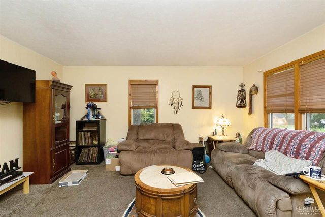 609 Spruce Street, Wamego, KS 66547