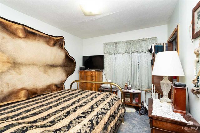 609 Spruce Street, Wamego, KS 66547