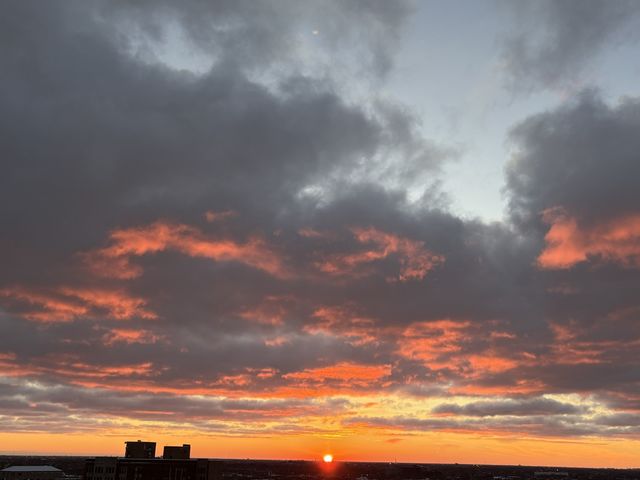 6325 N Sheridan Road 1906, Chicago, IL 60660