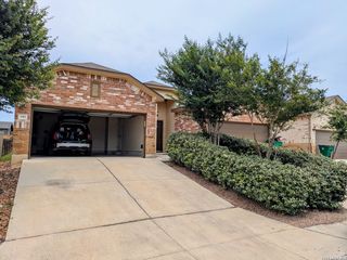 343 /345 Emma, New Braunfels, TX 78130