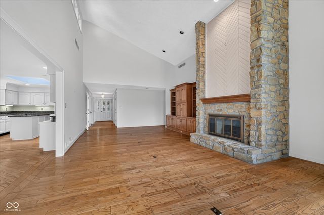 8002 Dean Road, Indianapolis, IN 46240