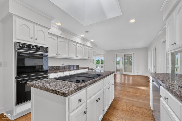 8002 Dean Road, Indianapolis, IN 46240