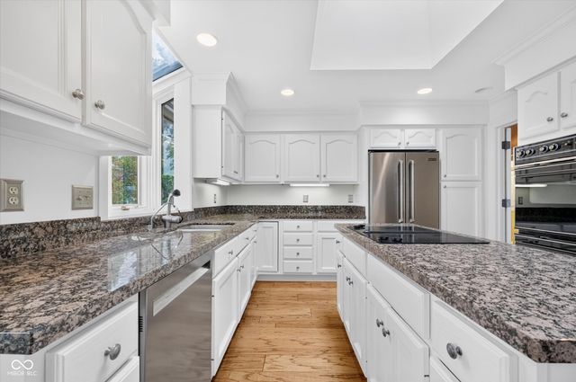8002 Dean Road, Indianapolis, IN 46240