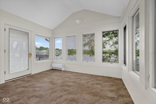 8002 Dean Road, Indianapolis, IN 46240