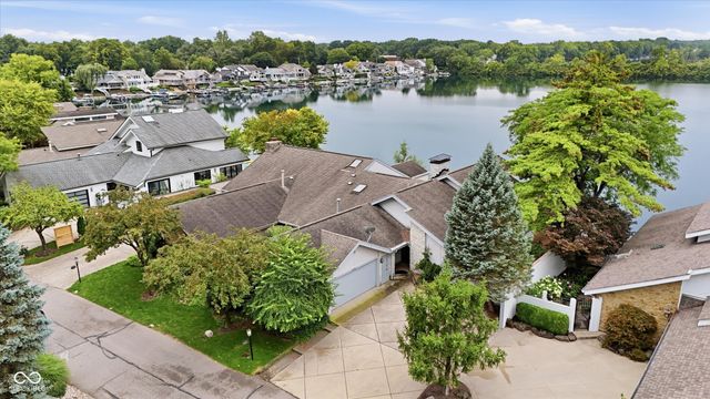 8002 Dean Road, Indianapolis, IN 46240