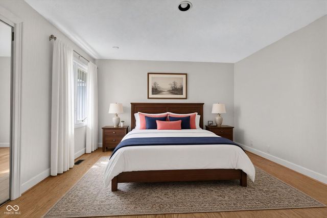 8002 Dean Road, Indianapolis, IN 46240