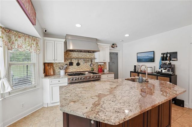 378 Clyde Court, Mcdonough, GA 30252