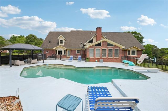 378 Clyde Court, Mcdonough, GA 30252
