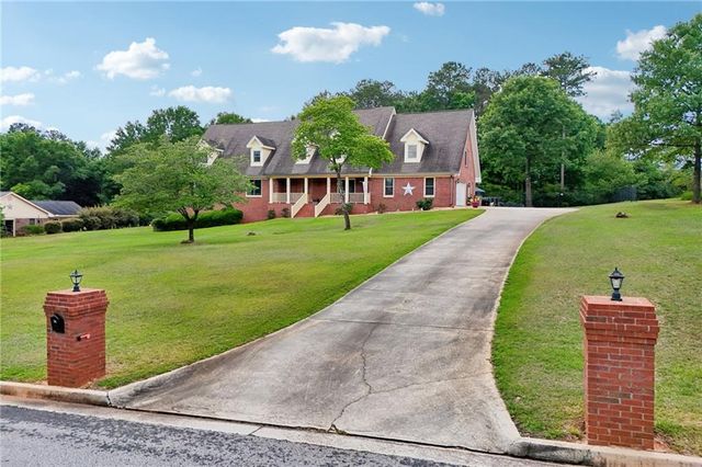 378 Clyde Court, Mcdonough, GA 30252