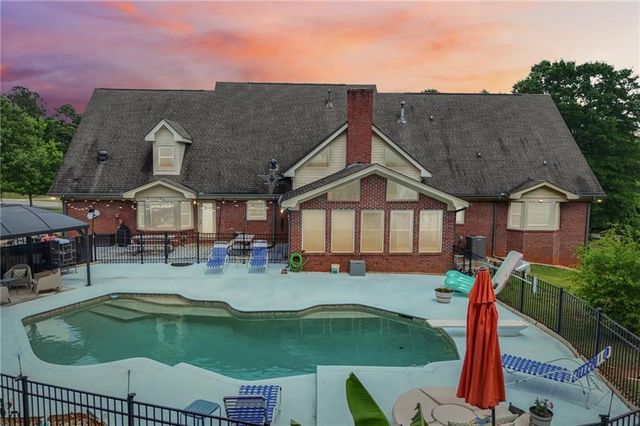 378 Clyde Court, Mcdonough, GA 30252