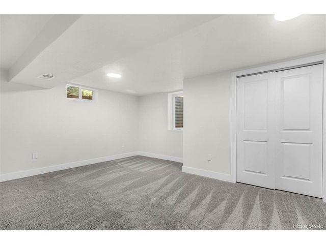 1115 S Harlan St, Lakewood, CO 80232