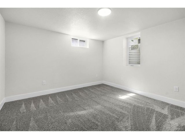 1115 S Harlan St, Lakewood, CO 80232