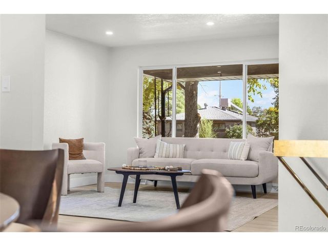 1115 S Harlan St, Lakewood, CO 80232