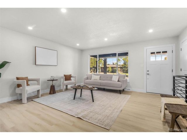 1115 S Harlan St, Lakewood, CO 80232