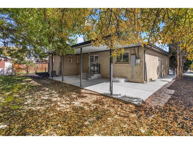 1115 S Harlan St, Lakewood, CO 80232