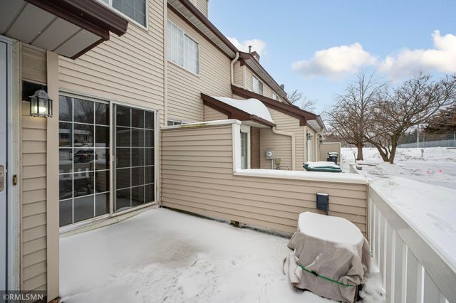 4075 Wilshire Circle, Shoreview, MN 55126