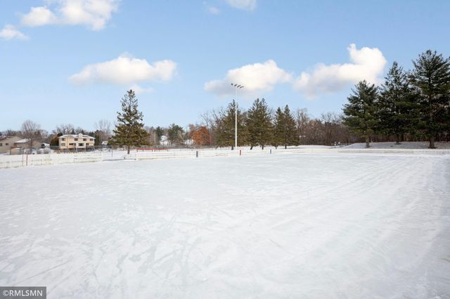 4075 Wilshire Circle, Shoreview, MN 55126