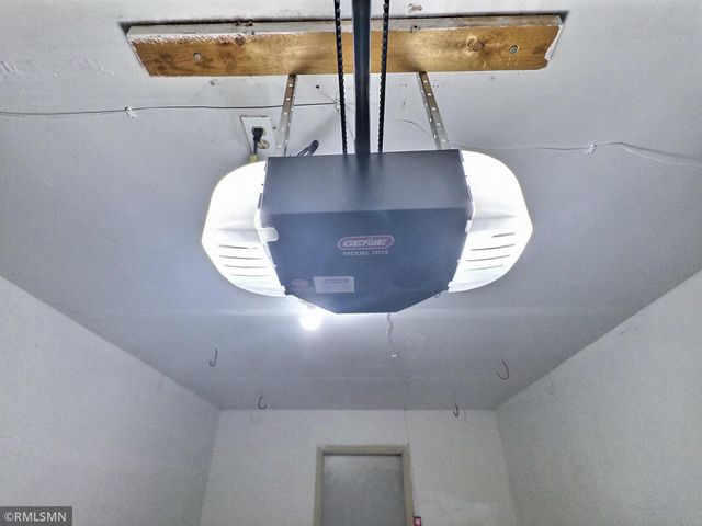 4075 Wilshire Circle, Shoreview, MN 55126