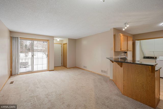 4075 Wilshire Circle, Shoreview, MN 55126