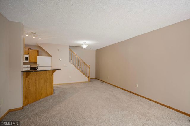 4075 Wilshire Circle, Shoreview, MN 55126