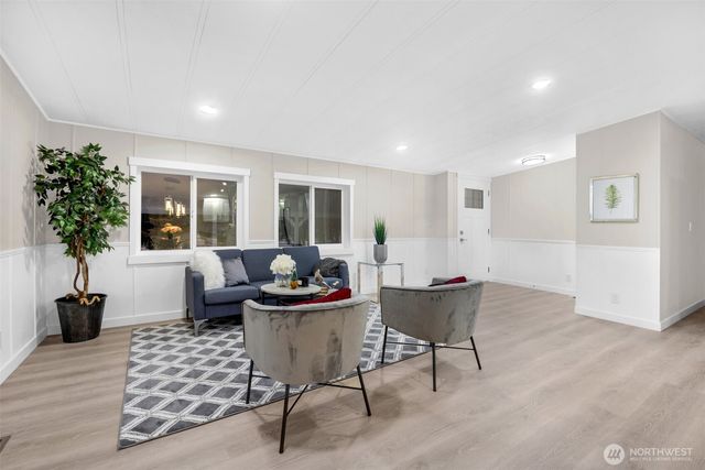 931 236th Place SW, Bothell, WA 98021