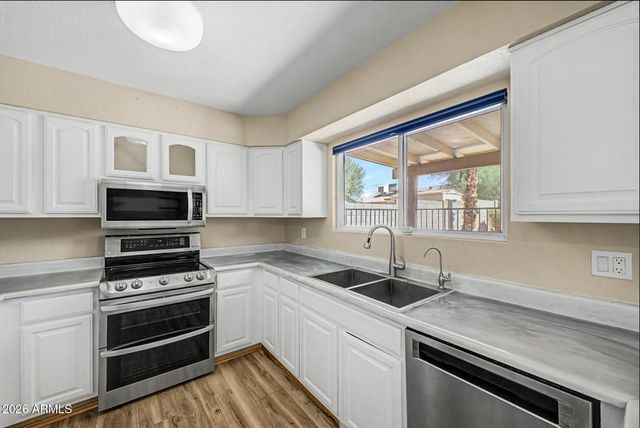 20615 N 4TH Avenue, Phoenix, AZ 85027