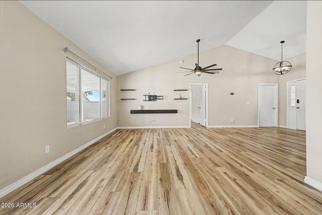 20615 N 4TH Avenue, Phoenix, AZ 85027