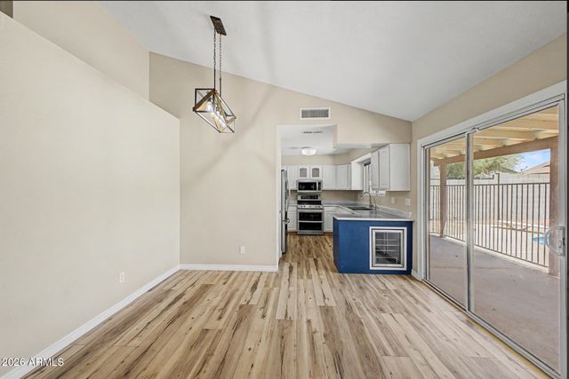 20615 N 4TH Avenue, Phoenix, AZ 85027