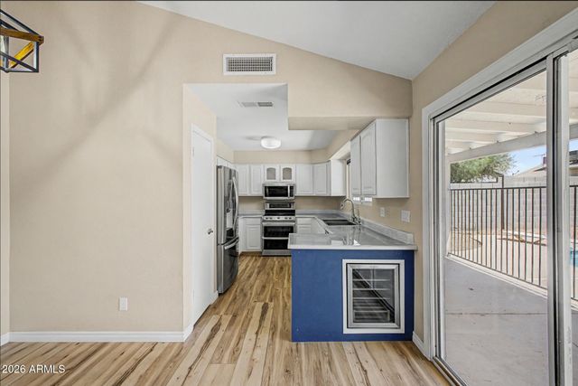20615 N 4TH Avenue, Phoenix, AZ 85027