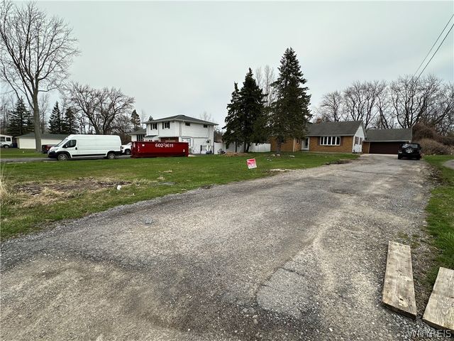 2791 N Forest Road, Amherst, NY 14068