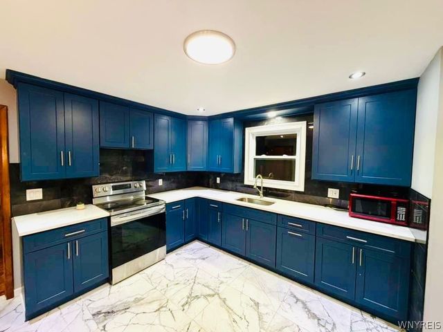 2791 N Forest Road, Amherst, NY 14068