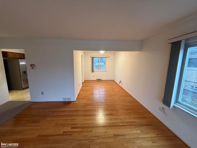 13298 Kozak Street, Sterling Heights, MI 48312