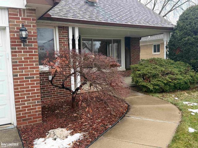 13298 Kozak Street, Sterling Heights, MI 48312