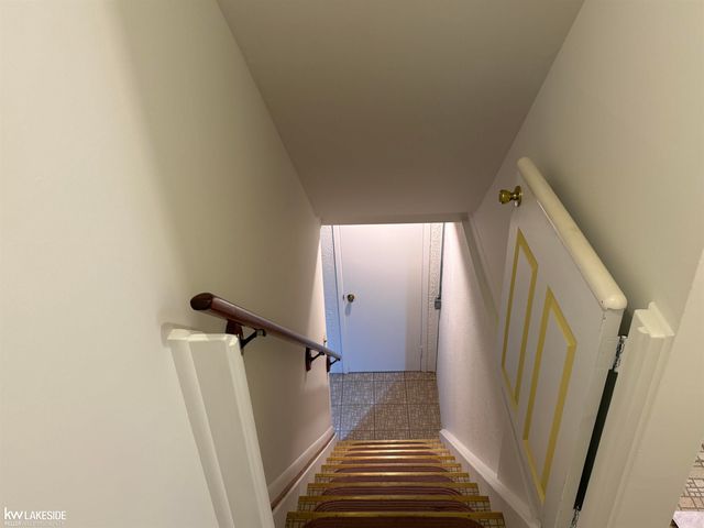 13298 Kozak Street, Sterling Heights, MI 48312