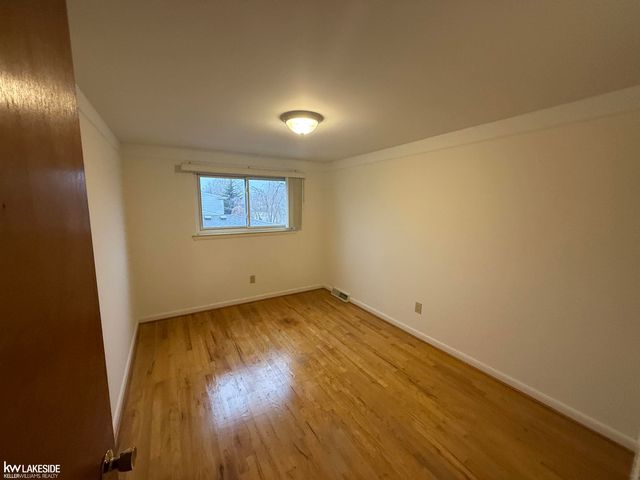 13298 Kozak Street, Sterling Heights, MI 48312